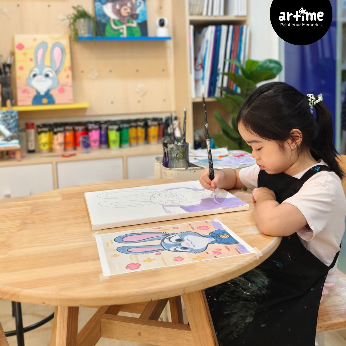 Team building painting Bangkok — corporate workshop / กิจกรรมทีมบิลดิ้งวาดรูปองค์กร